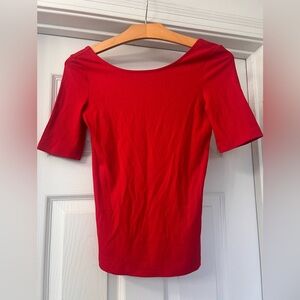 Banana Republic Red Short Sleeved Ribbed Top w/ Scooped Back Sz XXS